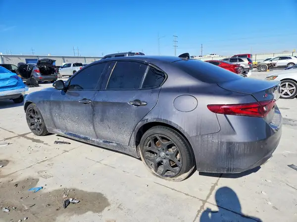 ZARFAMAN7M7647314 2021 ALFA ROMEO GIULIA - Image 2