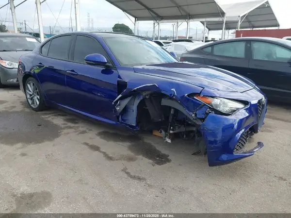 ZARFAMAN7N7660372 2022 ALFA ROMEO GIULIA