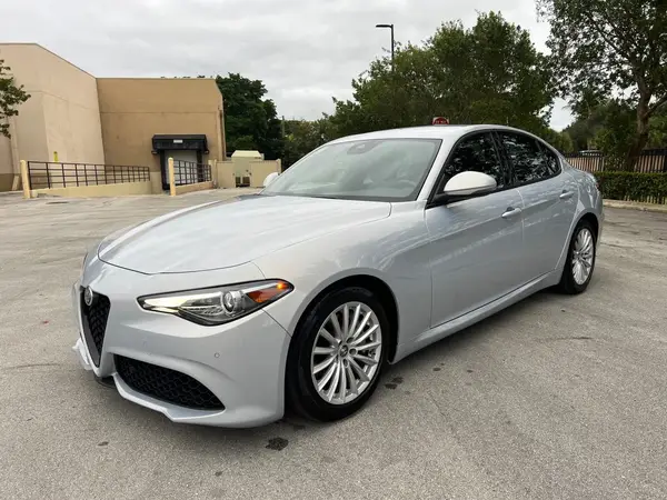 ZARFAMAN7N7660663 2022 ALFA ROMEO GIULIA - Image 2