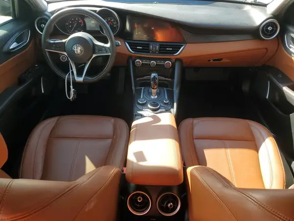 ZARFAMAN8K7598220 2019 ALFA ROMEO GIULIA - Image 8