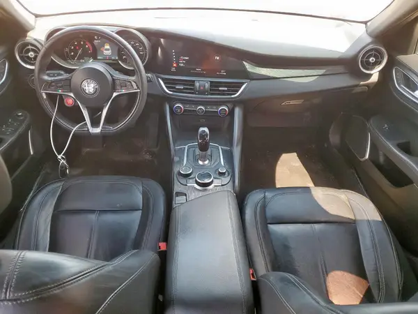 ZARFAMAN8K7620975 2019 ALFA ROMEO GIULIA - Image 8