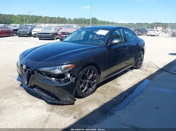 ZARFAMAN8L7624333 2020 ALFA ROMEO GIULIA - Image 2