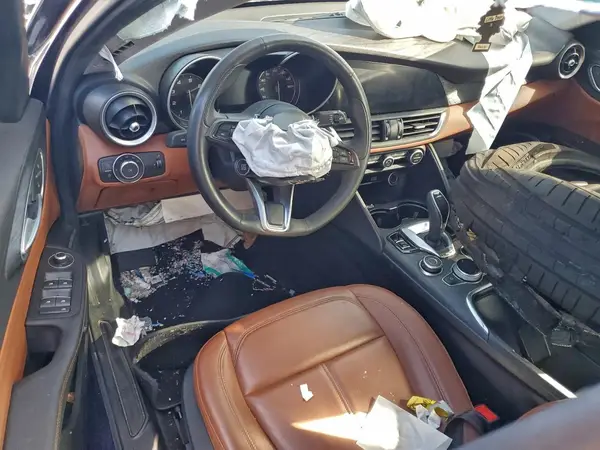 ZARFAMAN8L7632108 2020 ALFA ROMEO GIULIA - Image 8