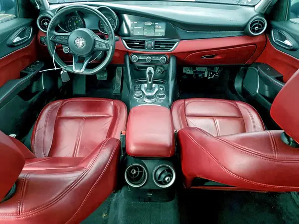 ZARFAMAN8L7632111 2020 ALFA ROMEO GIULIA - Image 8