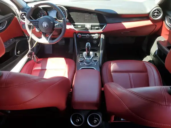ZARFAMAN8L7635963 2020 ALFA ROMEO GIULIA - Image 8