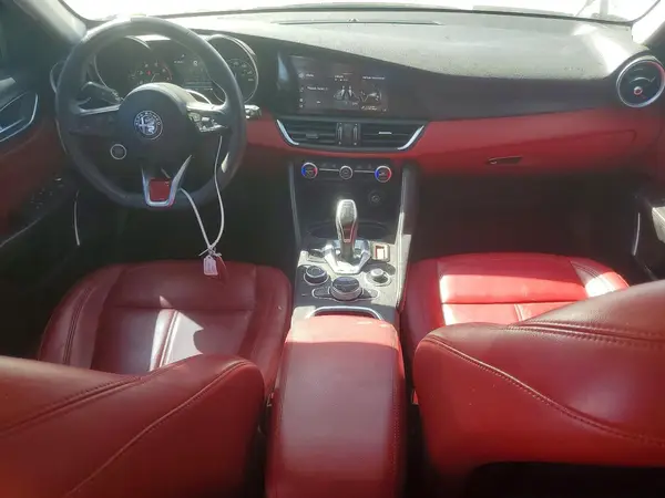ZARFAMAN8L7637602 2020 ALFA ROMEO GIULIA - Image 8