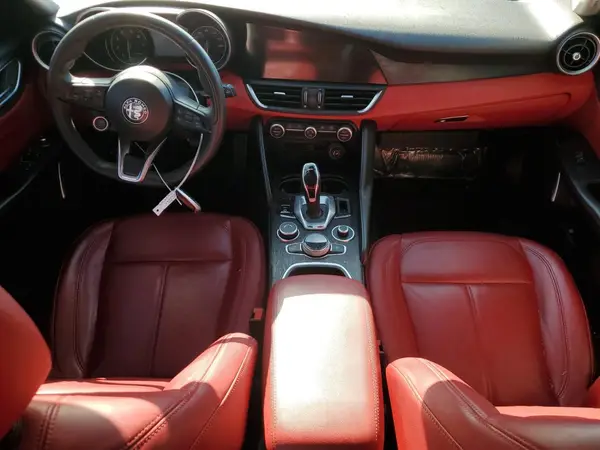 ZARFAMAN8L7637941 2020 ALFA ROMEO GIULIA - Image 8