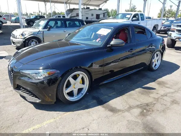 ZARFAMAN8L7639107 2020 ALFA ROMEO GIULIA - Image 2