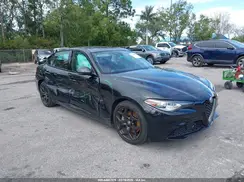 ZARFAMAN8M7641814 2021 ALFA ROMEO GIULIA