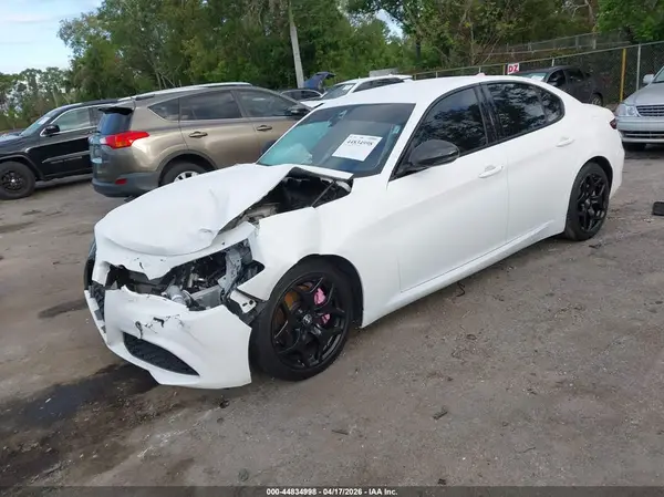 ZARFAMAN8M7648407 2021 ALFA ROMEO GIULIA - Image 2