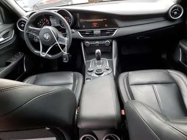 ZARFAMAN9K7598825 2019 ALFA ROMEO GIULIA - Image 8