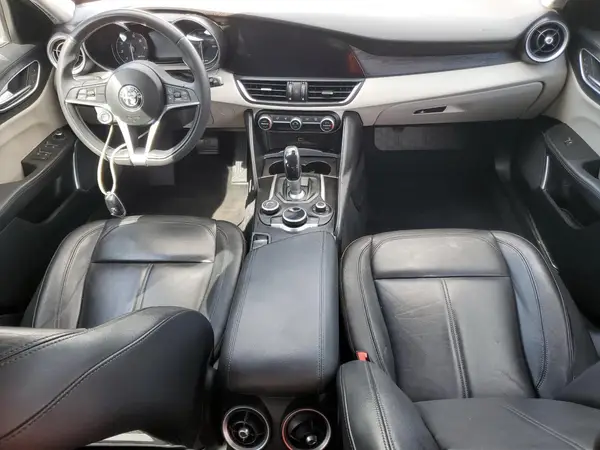 ZARFAMAN9K7604090 2019 ALFA ROMEO GIULIA - Image 8