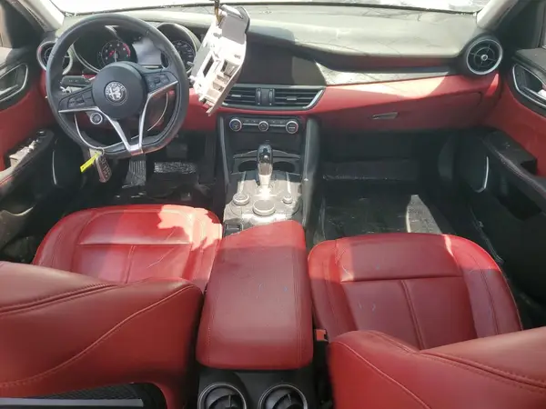 ZARFAMAN9K7621732 2019 ALFA ROMEO GIULIA - Image 8