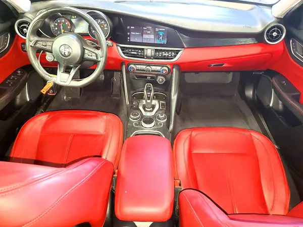 ZARFAMAN9L7636572 2020 ALFA ROMEO GIULIA - Image 8