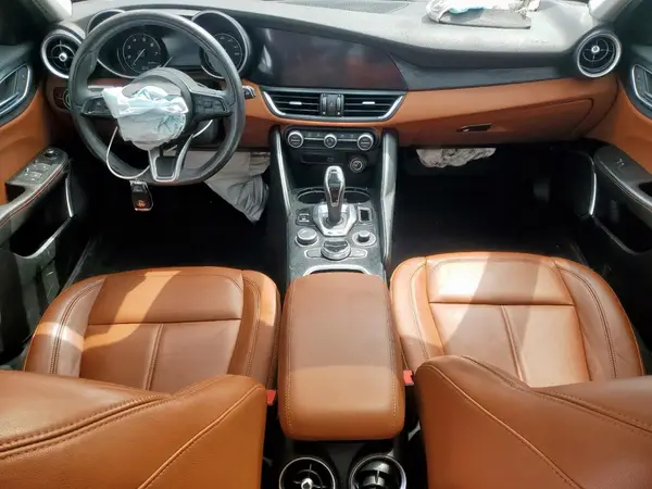 ZARFAMAN9M7642504 2021 ALFA ROMEO GIULIA - Image 8