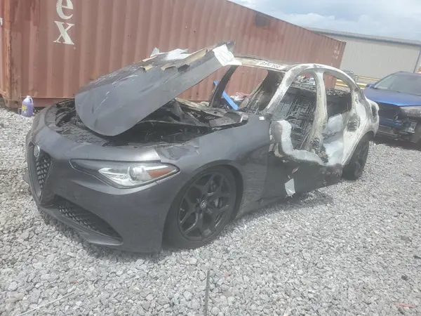 ZARFAMAN9M7647007 2021 ALFA ROMEO GIULIA
