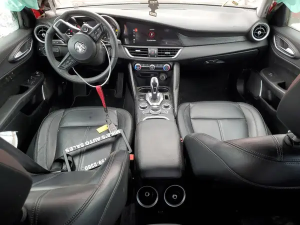 ZARFAMAN9M7648254 2021 ALFA ROMEO GIULIA - Image 8