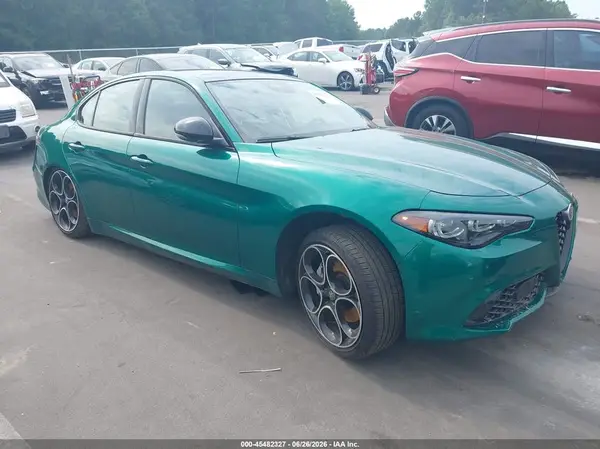 ZARFAMAN9S7689688 2025 ALFA ROMEO GIULIA