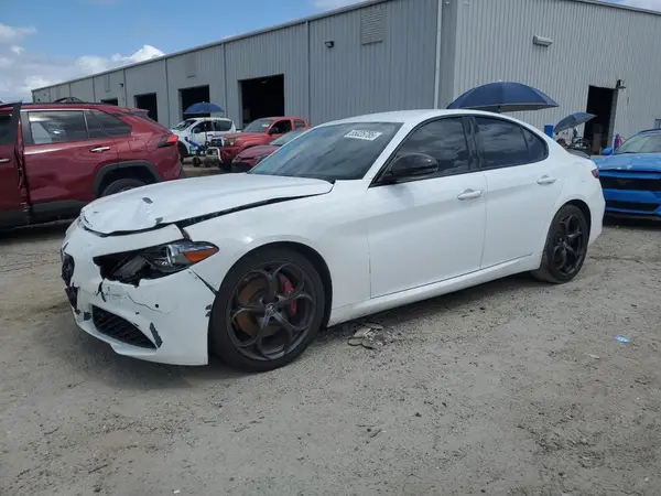 ZARFAMANXK7600999 2019 ALFA ROMEO GIULIA - Image 1