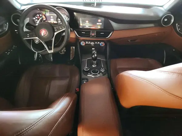 ZARFAMANXK7622162 2019 ALFA ROMEO GIULIA - Image 8