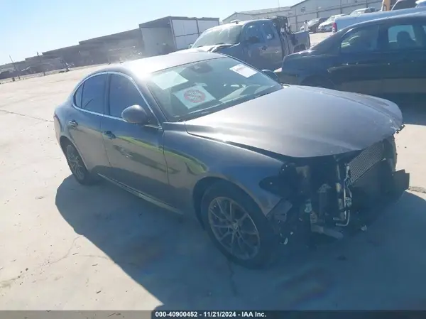 ZARFAMANXL7631848 2020 ALFA ROMEO GIULIA - Image 1