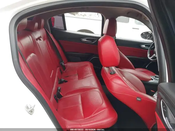 ZARFAMANXL7636404 2020 ALFA ROMEO GIULIA - Image 8