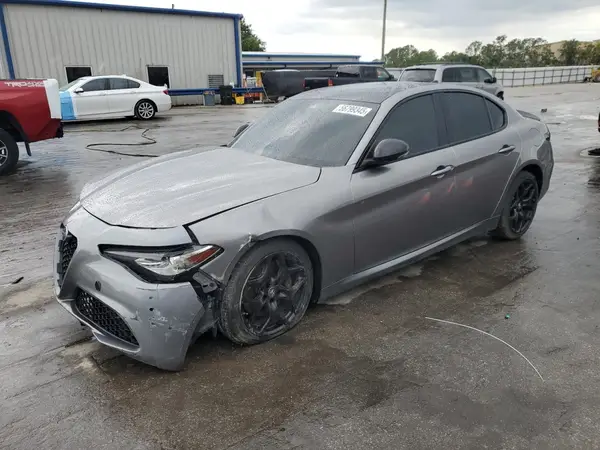 ZARFAMANXM7639885 2021 ALFA ROMEO GIULIA - Image 1