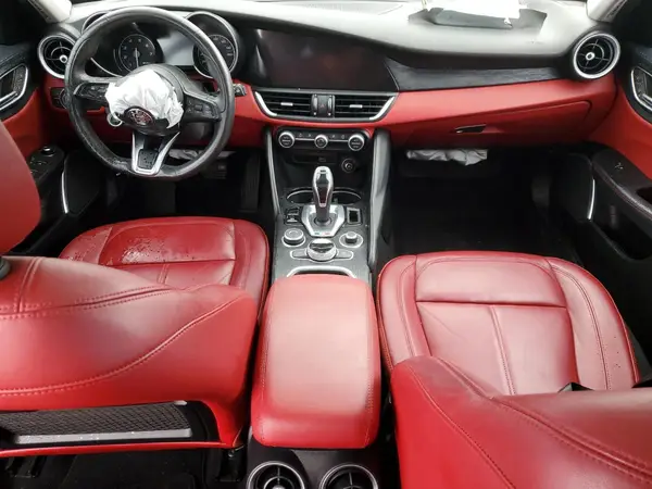 ZARFAMANXM7639885 2021 ALFA ROMEO GIULIA - Image 8