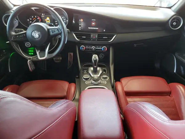 ZARFAMANXN7652668 2022 ALFA ROMEO GIULIA - Image 8