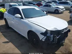 ZARFAMANXN7666070 2022 ALFA ROMEO GIULIA