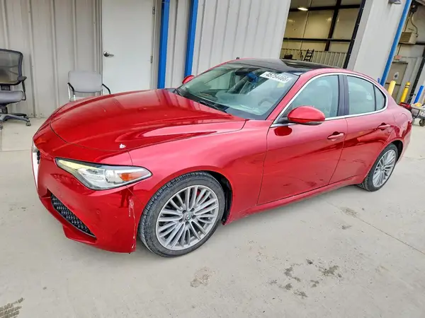ZARFAMBN0K7605188 2019 ALFA ROMEO GIULIA - Image 1