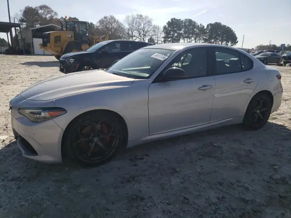 ZARFAMBN0L7635096 2020 ALFA ROMEO GIULIA - Image 1