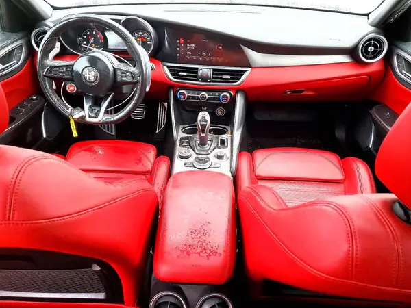 ZARFAMBN0L7638242 2020 ALFA ROMEO GIULIA - Image 8