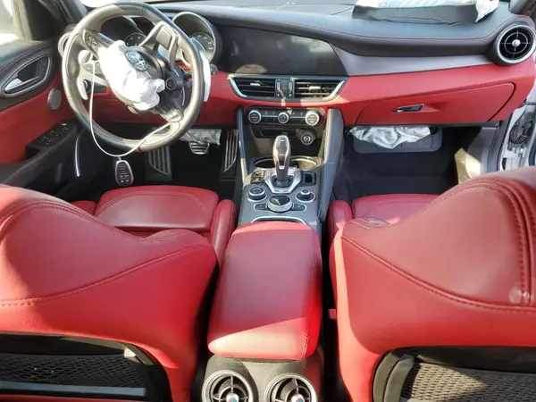 ZARFAMBN0M7649341 2021 ALFA ROMEO GIULIA - Image 8