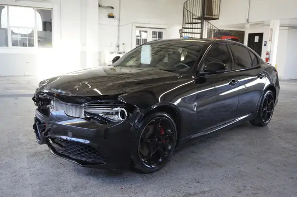 ZARFAMBN0N7653455 2022 ALFA ROMEO GIULIA - Image 2