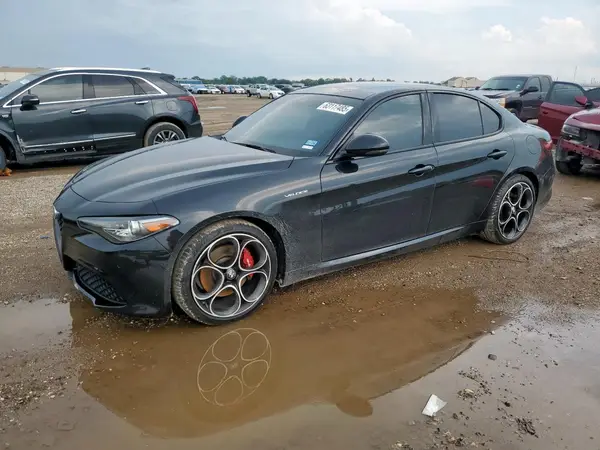 ZARFAMBN0P7666869 2023 ALFA ROMEO GIULIA