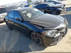 ZARFAMBN0P7669576 2023 ALFA ROMEO GIULIA