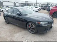 ZARFAMBN0P7671716 2023 ALFA ROMEO GIULIA