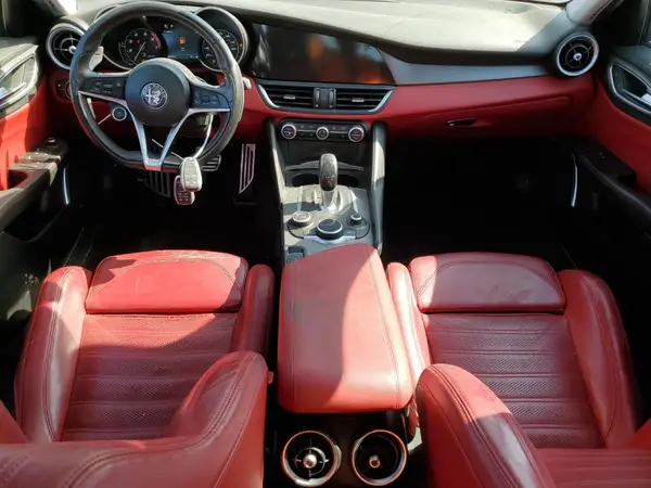 ZARFAMBN1K7600825 2019 ALFA ROMEO GIULIA - Image 8