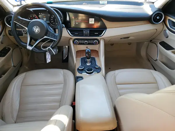 ZARFAMBN1K7601103 2019 ALFA ROMEO GIULIA - Image 8