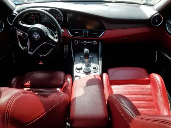 ZARFAMBN1K7604583 2019 ALFA ROMEO GIULIA - Image 8