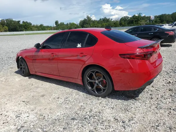 ZARFAMBN1K7608746 2019 ALFA ROMEO GIULIA - Image 2