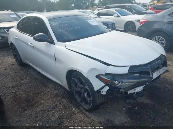 ZARFAMBN1K7621464 2019 ALFA ROMEO GIULIA - Image 1