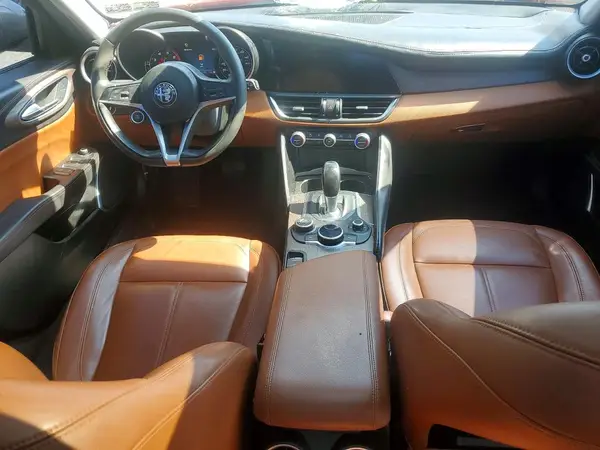 ZARFAMBN1K7622839 2019 ALFA ROMEO GIULIA - Image 8