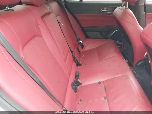 ZARFAMBN1M7647016 2021 ALFA ROMEO GIULIA - Image 8