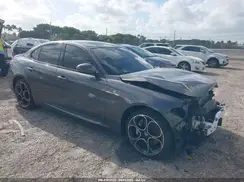 ZARFAMBN1N7656672 2022 ALFA ROMEO GIULIA