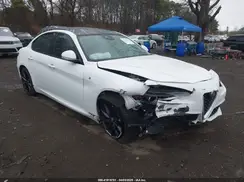 ZARFAMBN1N7666151 2022 ALFA ROMEO GIULIA