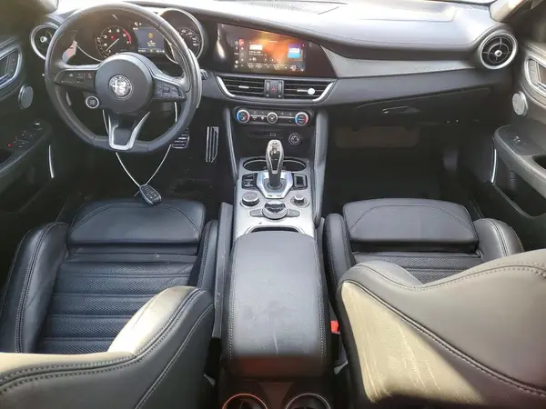 ZARFAMBN1P7669781 2023 ALFA ROMEO GIULIA - Image 8