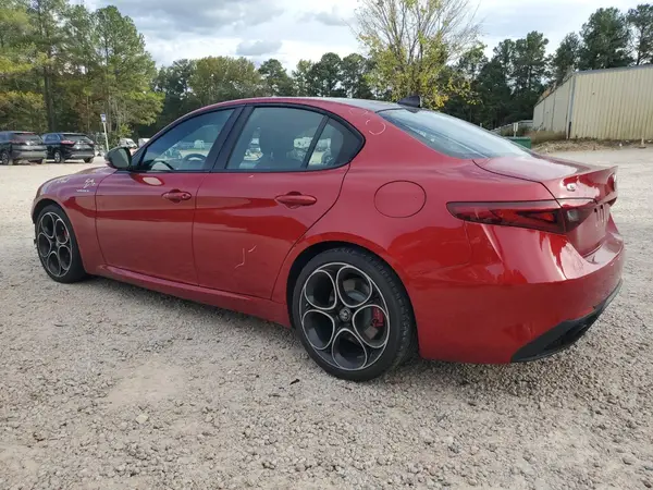 ZARFAMBN1P7670753 2023 ALFA ROMEO GIULIA - Image 2