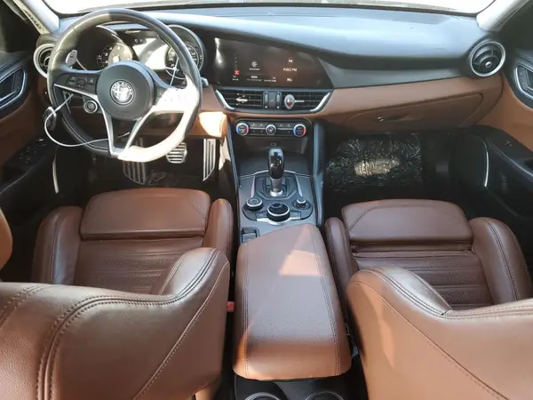 ZARFAMBN2K7603815 2019 ALFA ROMEO GIULIA - Image 8